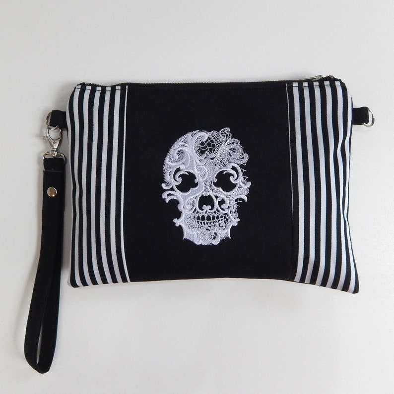 Skull Enigma Bag